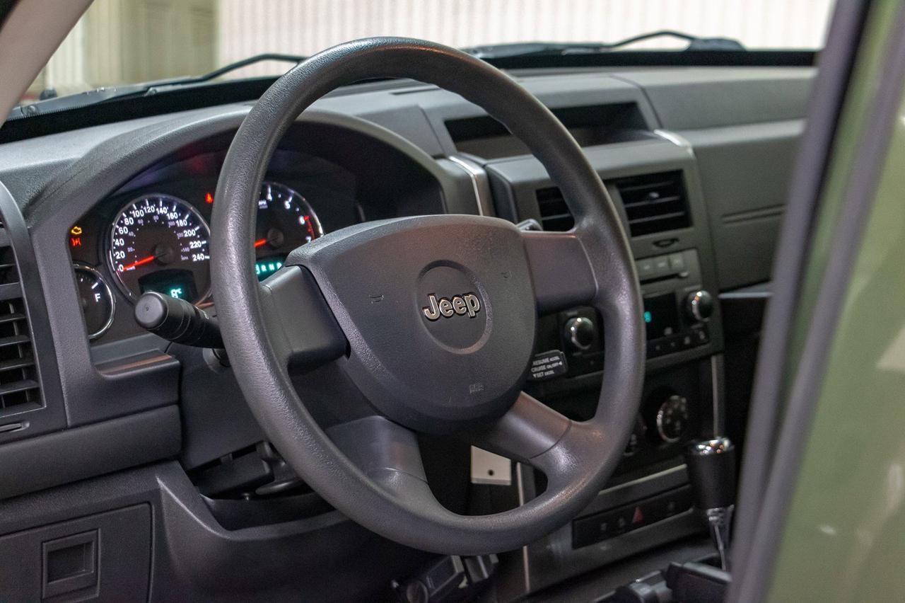 2009 Jeep Liberty 4x4 North Edition Roof Remote Start Red Deer AB