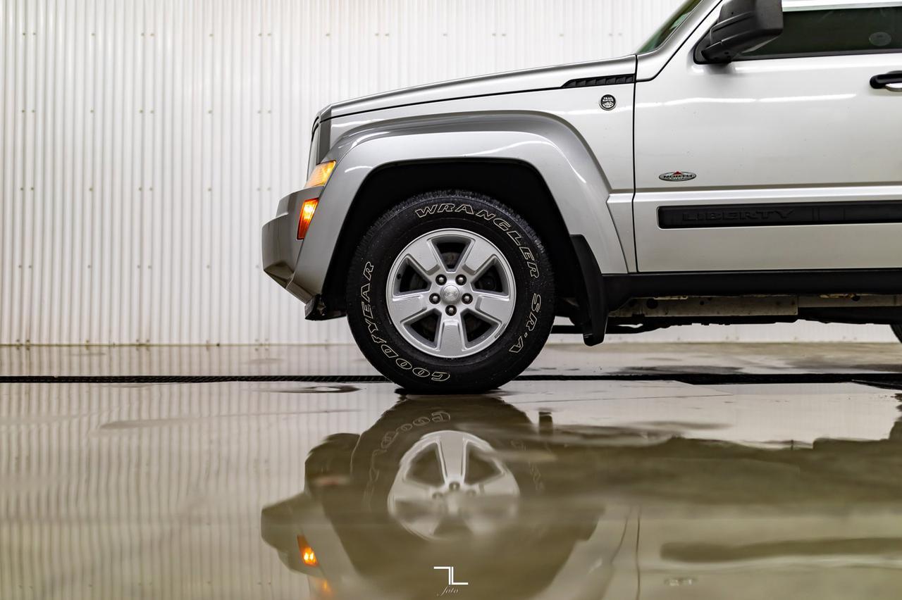 2009 Jeep Liberty 4x4 North Red Deer AB