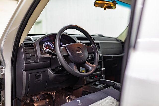 2009 Jeep Liberty 4x4 North Red Deer AB