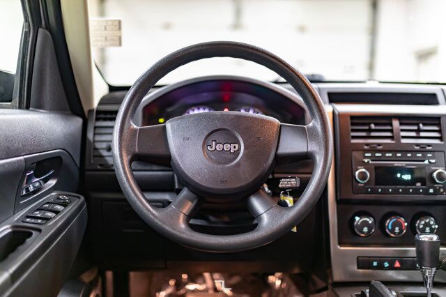 2009 Jeep Liberty 4x4 North Red Deer AB