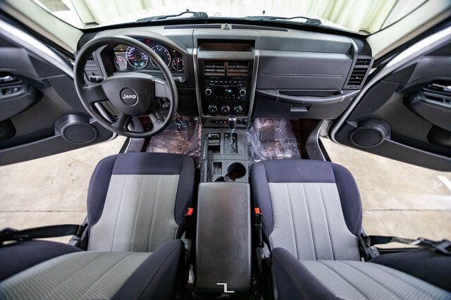 2009 Jeep Liberty 4x4 North Red Deer AB