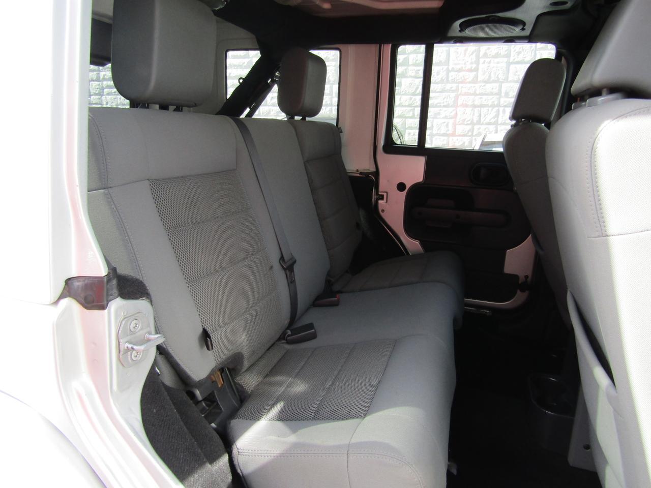 2009 Jeep Wrangler Unlimited 4WD 4dr Sahara Grand Prairie TX