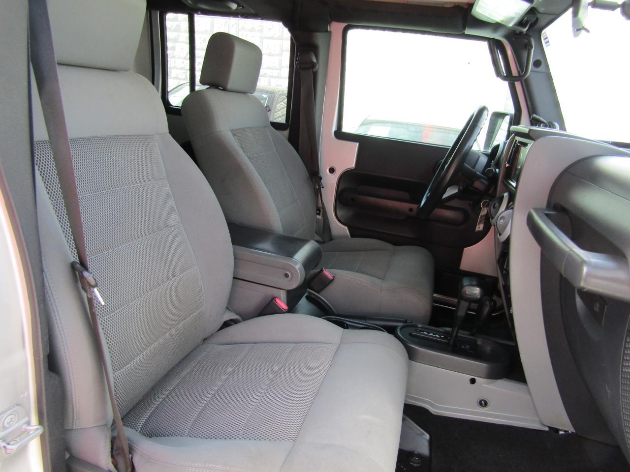 2009 Jeep Wrangler Unlimited 4WD 4dr Sahara Grand Prairie TX