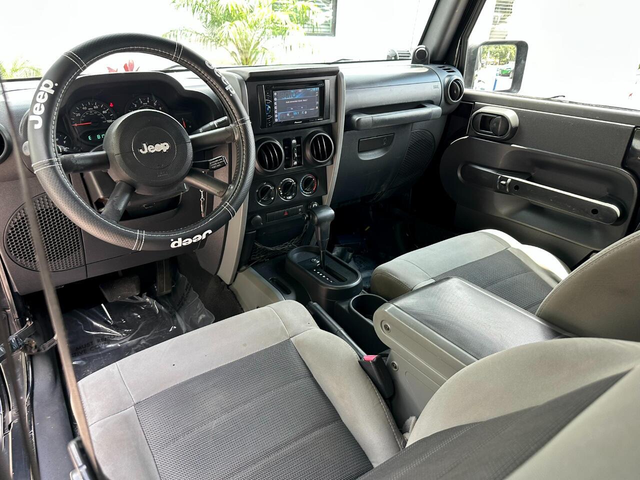 2009 Jeep Wrangler Unlimited RWD 4dr X Jacksonville FL