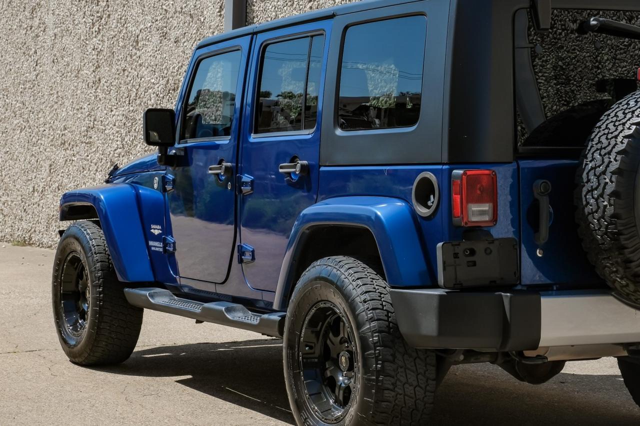 2009 Jeep Wrangler Unlimited Sahara photo 12