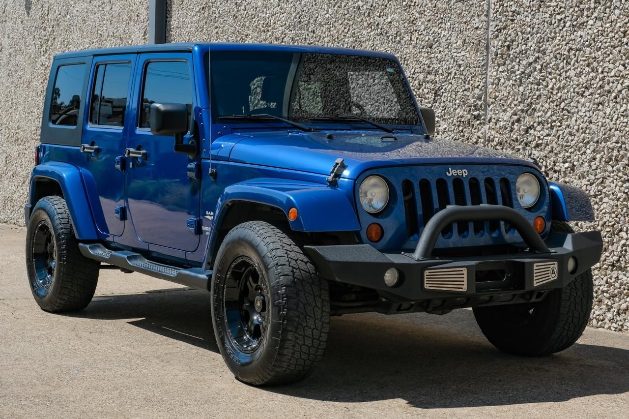 2009 Jeep Wrangler Unlimited Sahara photo 7