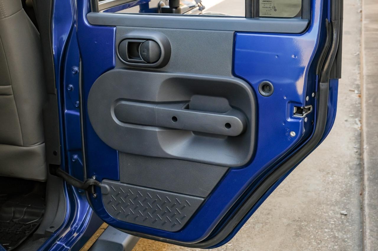 2009 Jeep Wrangler Unlimited Sahara Farmers Branch TX
