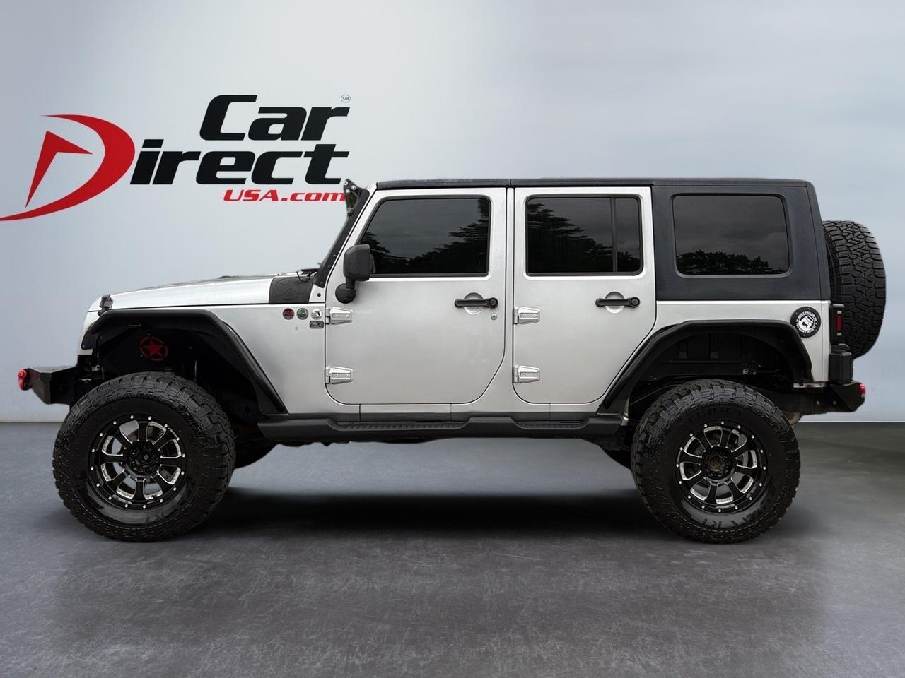 2009 Jeep Wrangler Unlimited Sahara, RUNNING BOARDS, TOW PACKAGE, BRUSH GUARD, LIGHT BAR, BACKUP CAMERA, BLUETOOTH, HARD TOP, LIFTED, METAL BUMPERS, LOW MILES, RIDE TOUGH IN THIS BIG JEEP! Virginia Beach VA