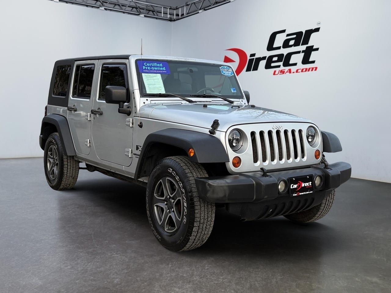 2009 Jeep Wrangler Unlimited X 4X4, FENDER FLARES, RUNNING BOARDS, LOW MILEAGE, CLEAN CARFAX, THIS IS A GREAT JEEP TO GET ON THE ROAD!