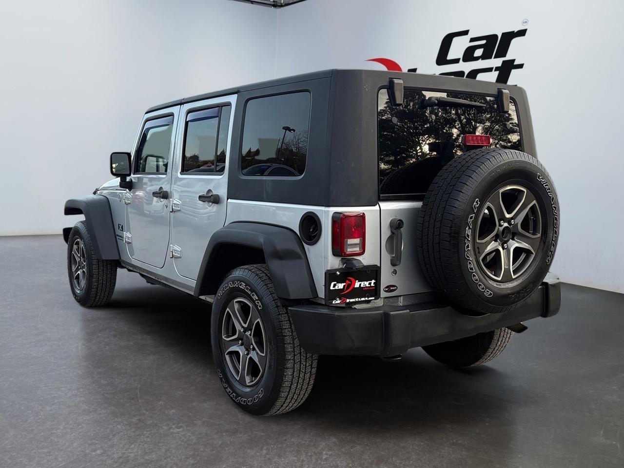 2009 Jeep Wrangler Unlimited X 4X4, FENDER FLARES, RUNNING BOARDS, LOW MILEAGE, CLEAN CARFAX, THIS IS A GREAT JEEP TO GET ON THE ROAD! Virginia Beach VA