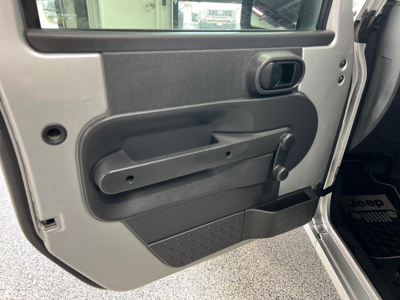 2009 Jeep Wrangler X, Leather, Hard Top, New Wheels and 33in Tires Houston TX