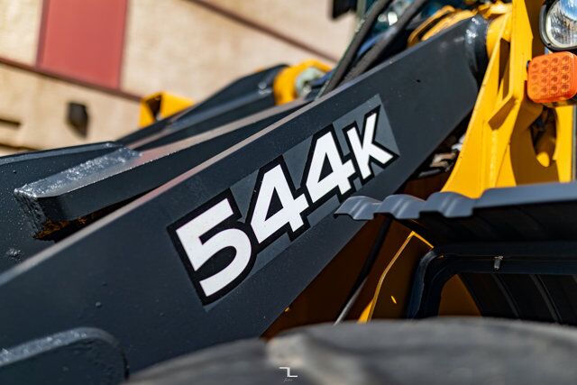 2009 John Deere 544K Wheel Loader 4WD Bucket Diesel Red Deer AB