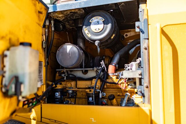 2009 John Deere 544K Wheel Loader 4WD Bucket Diesel Red Deer AB