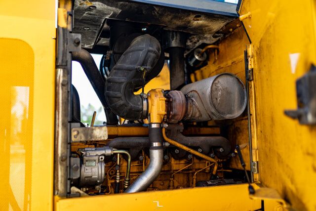 2009 John Deere 544K Wheel Loader 4WD Bucket Diesel Red Deer AB