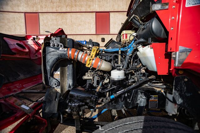 2009 Kenworth T-370 Daycab Picker Deck Red Deer AB