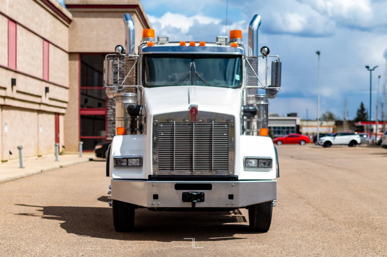 2009 Kenworth T-800 Tractor Extended Daycab Heavy Spec Red Deer AB