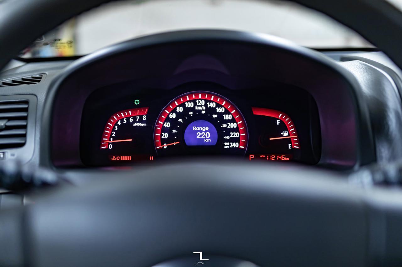 2009 Kia Borrego AWD EX Leather Roof BCam Red Deer AB