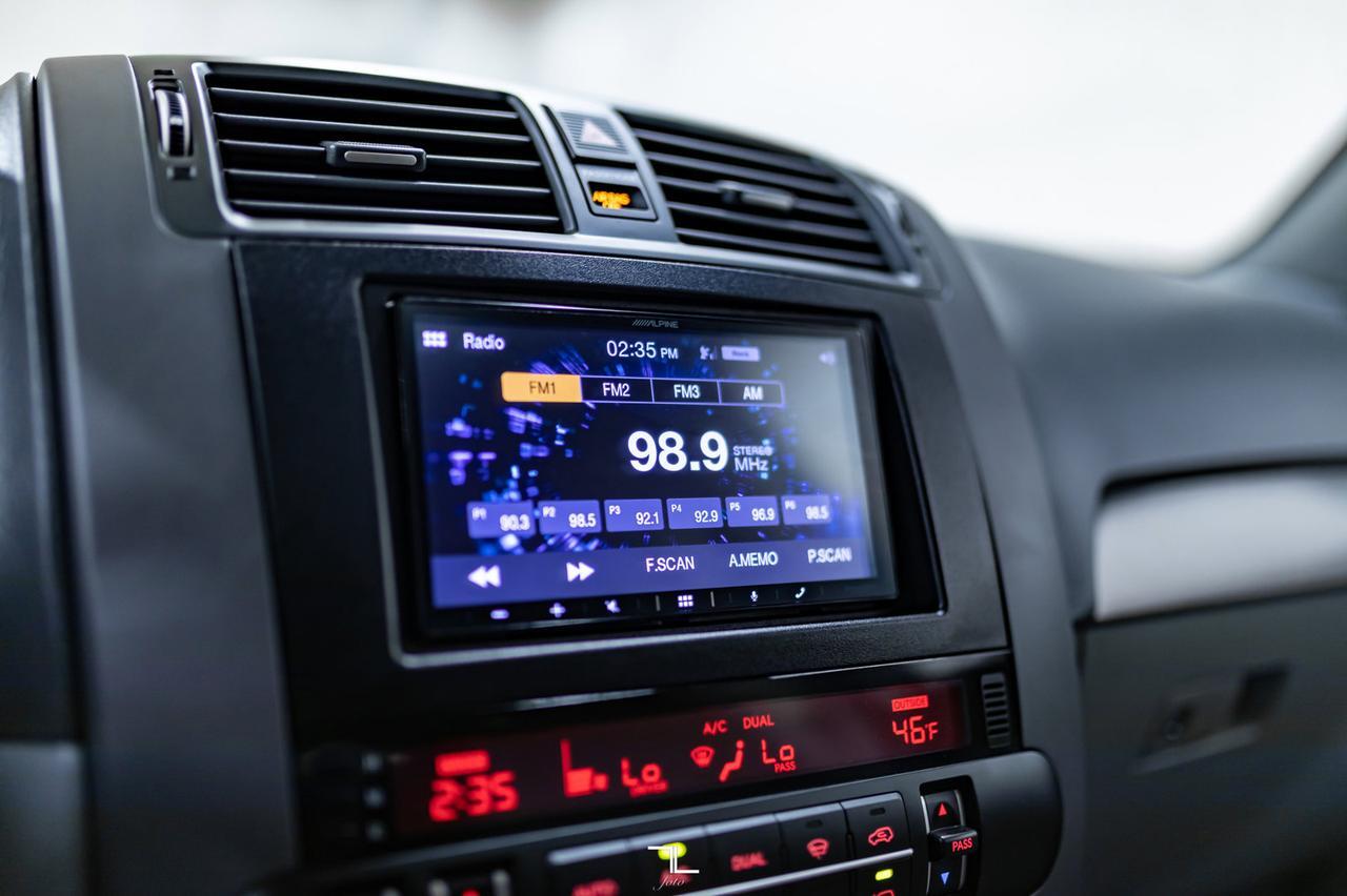 2009 Kia Borrego AWD EX Leather Roof BCam Red Deer AB