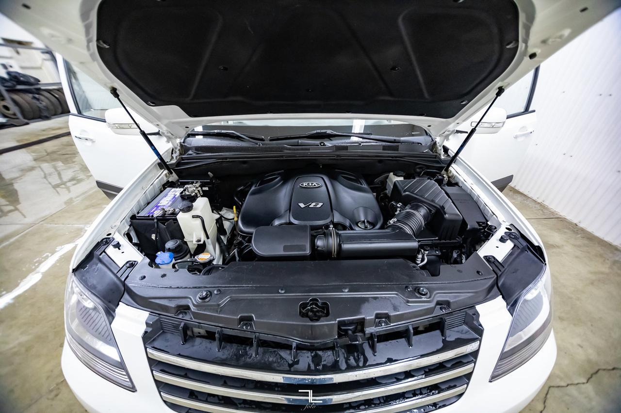 2009 Kia Borrego AWD EX Leather Roof BCam Red Deer AB