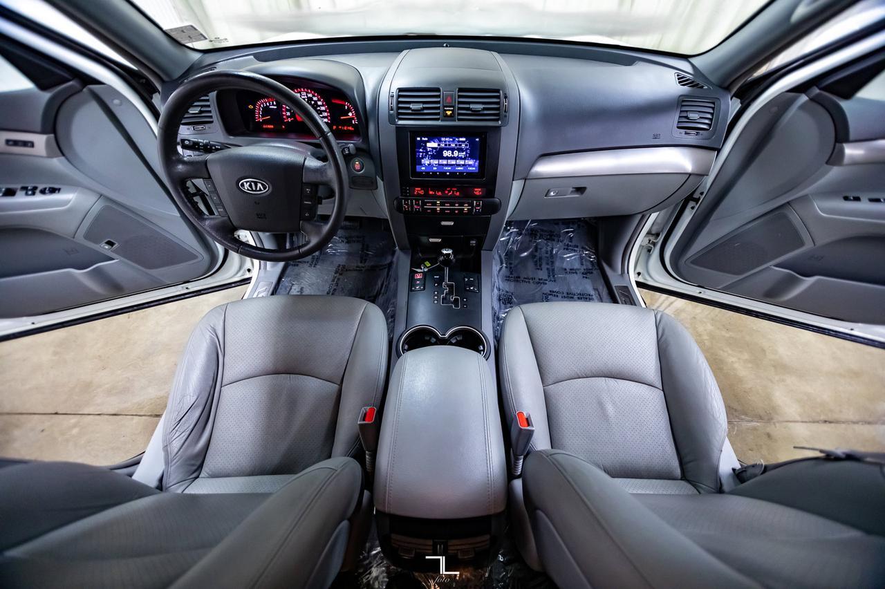 2009 Kia Borrego AWD EX Leather Roof BCam Red Deer AB