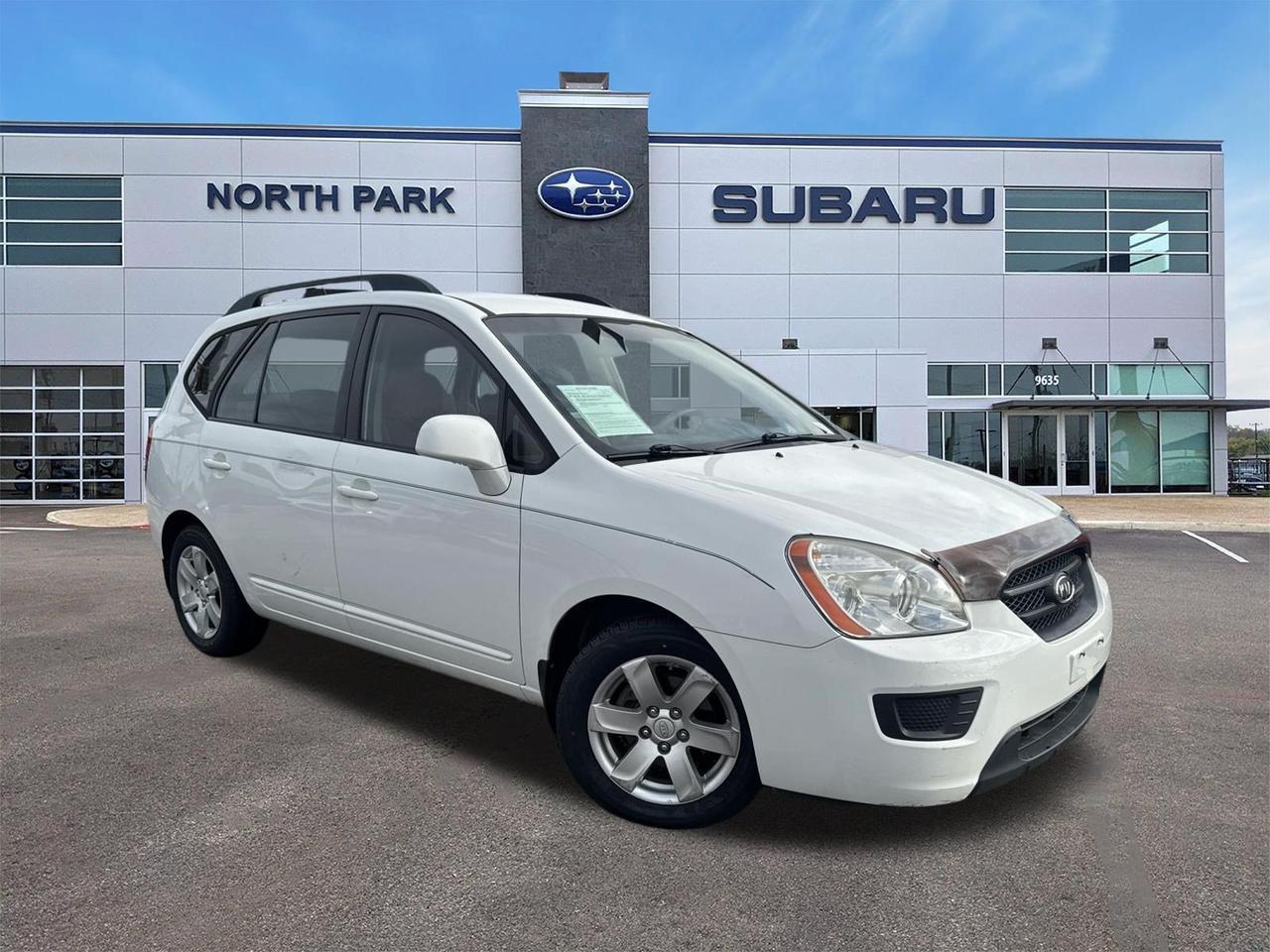 2009 Kia Rondo