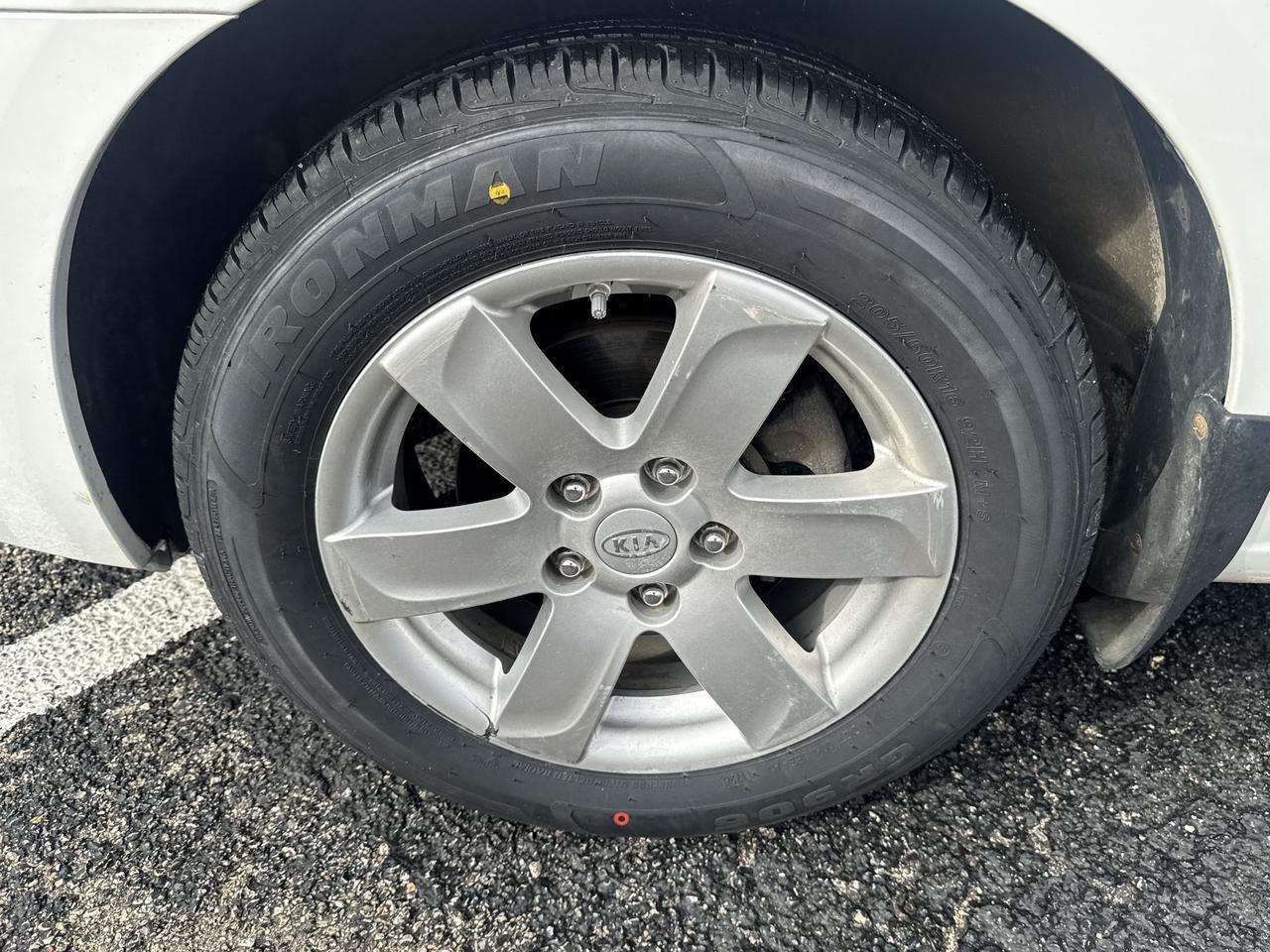 2009 Kia Rondo LX San Antonio TX