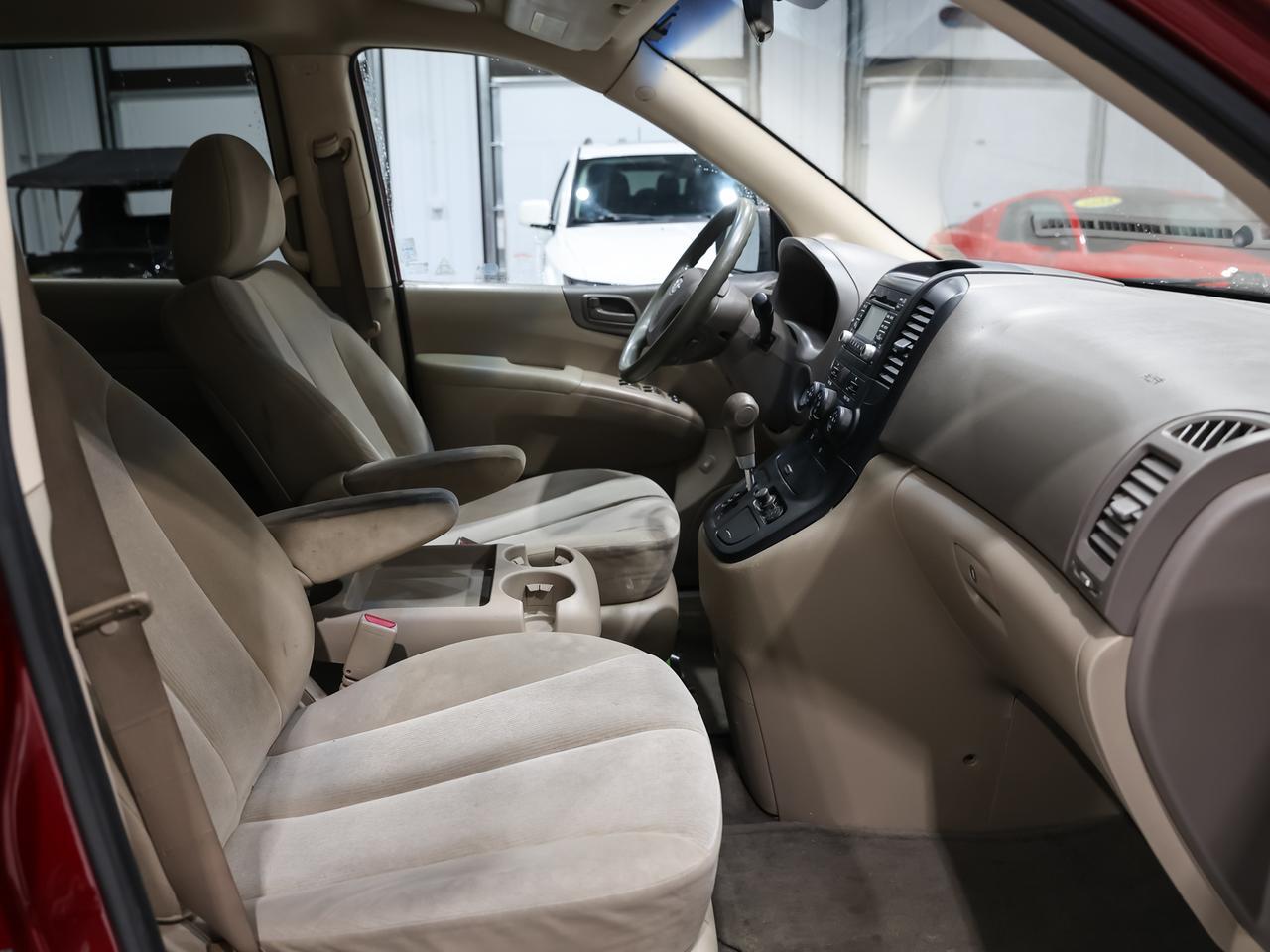 2009 Kia Sedona LX 7-Passenger Cranberry PA