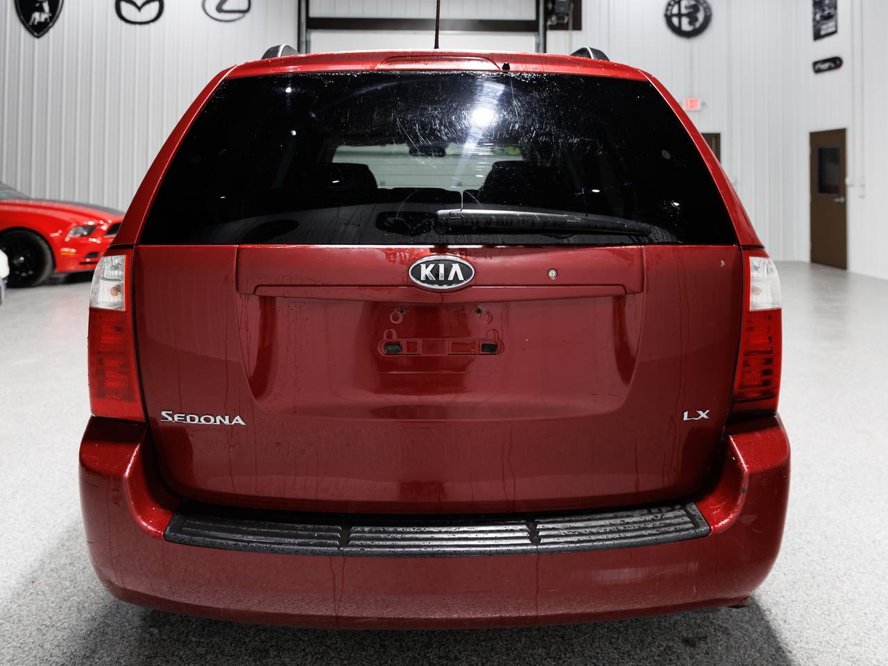 2009 Kia Sedona LX 7-Passenger Cranberry PA