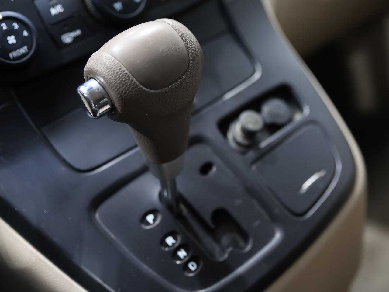 2009 Kia Sedona LX 7-Passenger Cranberry PA