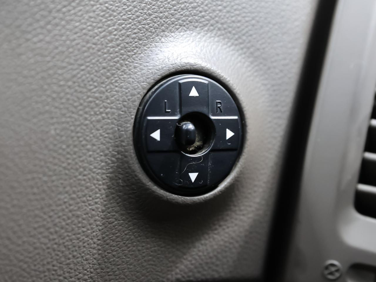 2009 Kia Sedona LX 7-Passenger Cranberry PA