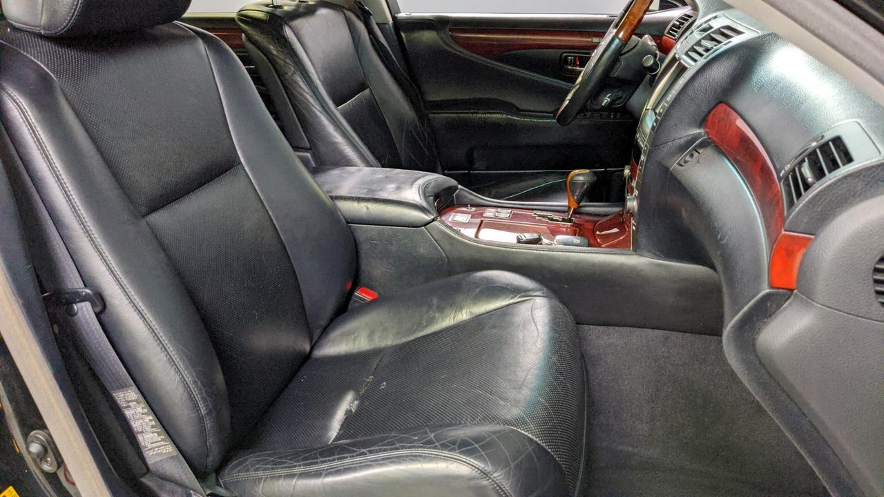 2009 Lexus LS 460 AWD  Glendale Heights IL