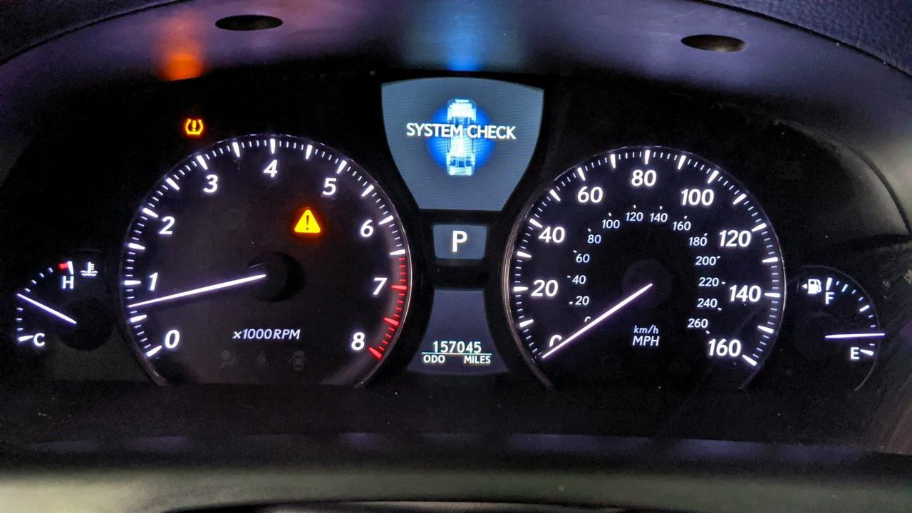 2009 Lexus LS 460 AWD  St. Charles  IL