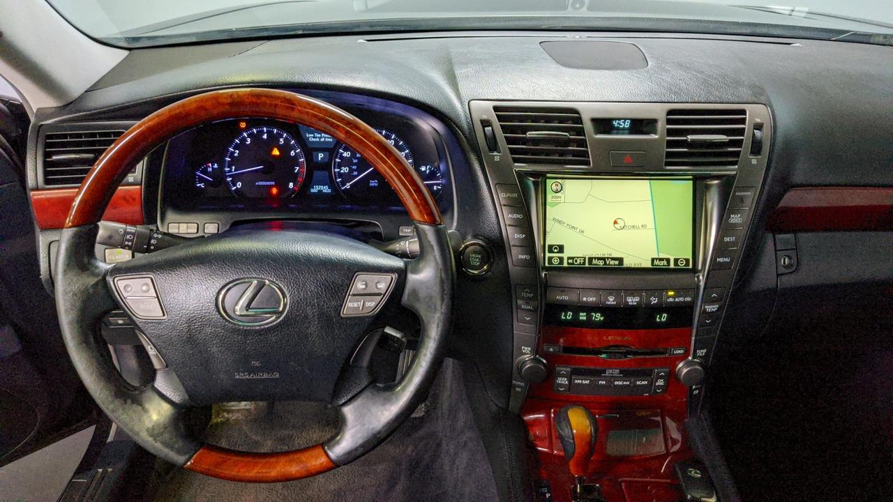 2009 Lexus LS 460 AWD  St. Charles  IL
