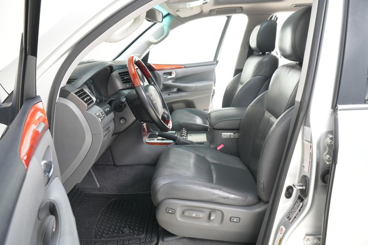 2009 Lexus LX 570 4WD 8-Passenger West Chester PA
