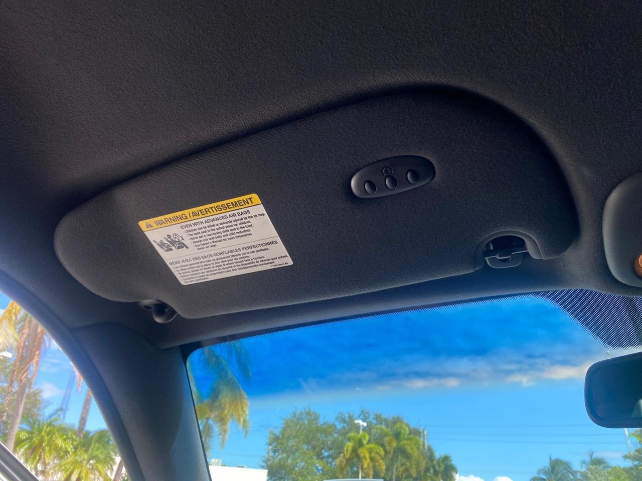 2009 Lincoln Town Car Signature Limited LOW MILES 50,225 Pompano Beach FL