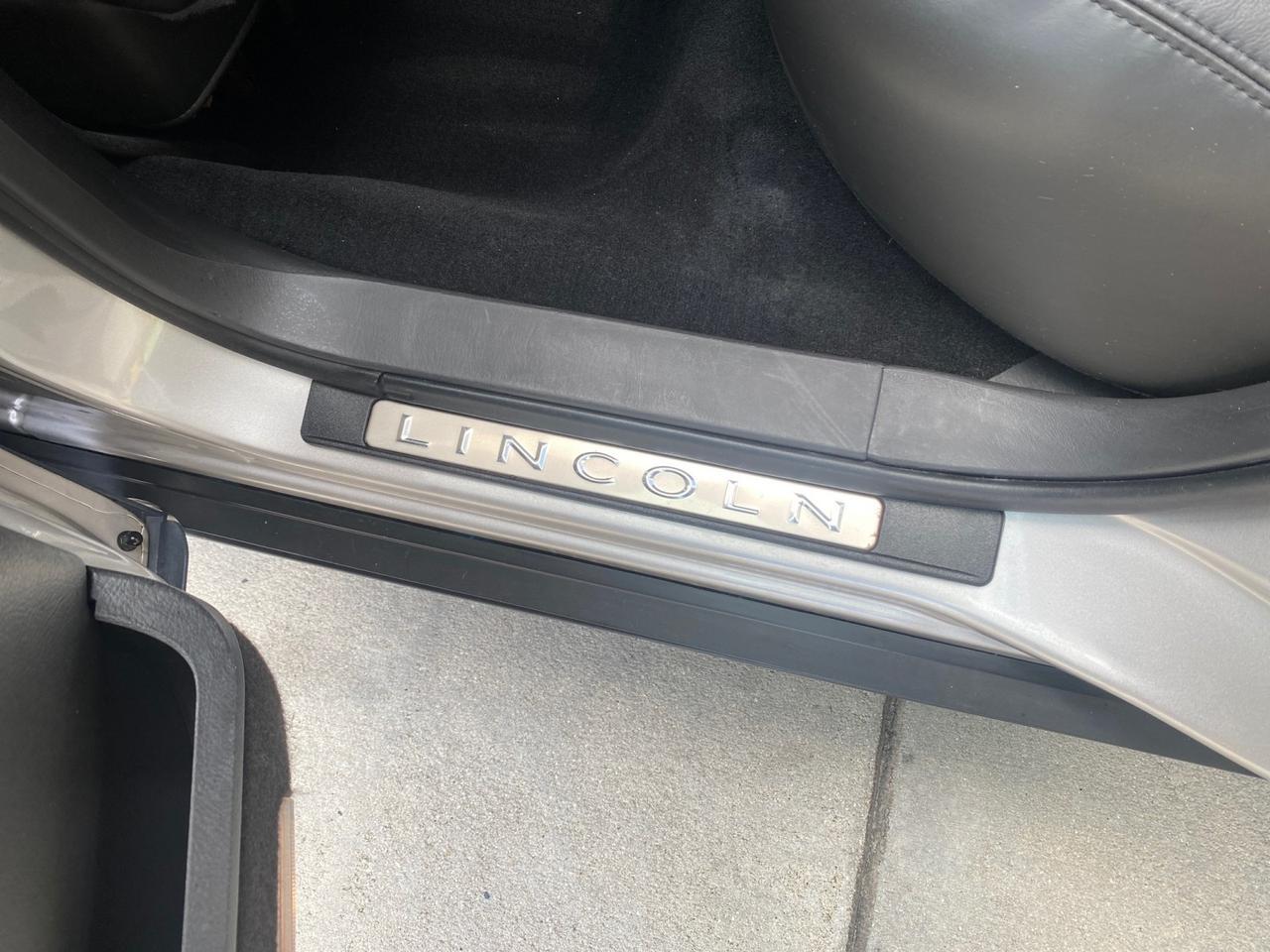 2009 Lincoln Town Car Signature Limited LOW MILES 50,225 Pompano Beach FL