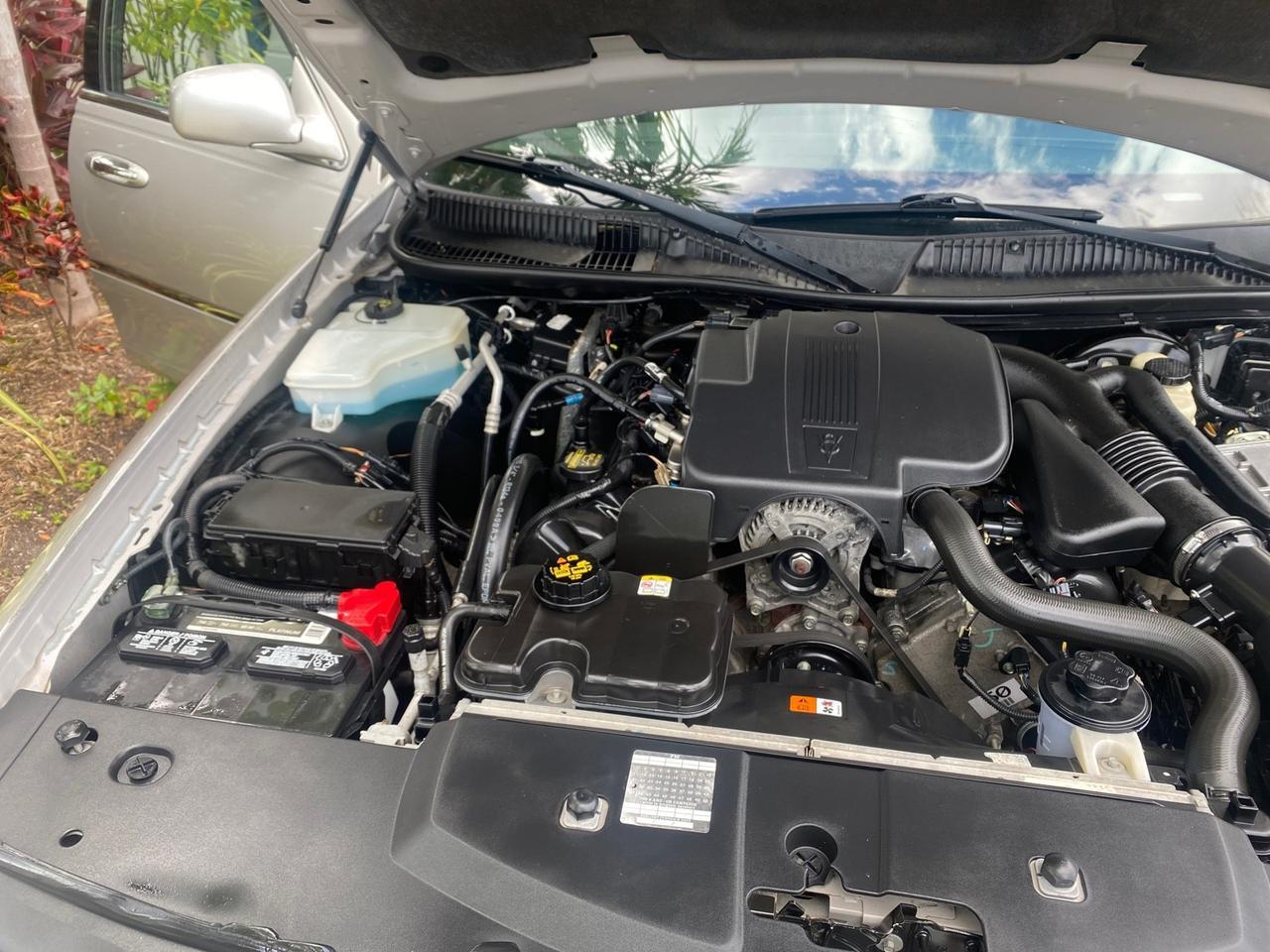 2009 Lincoln Town Car Signature Limited LOW MILES 50,225 Pompano Beach FL