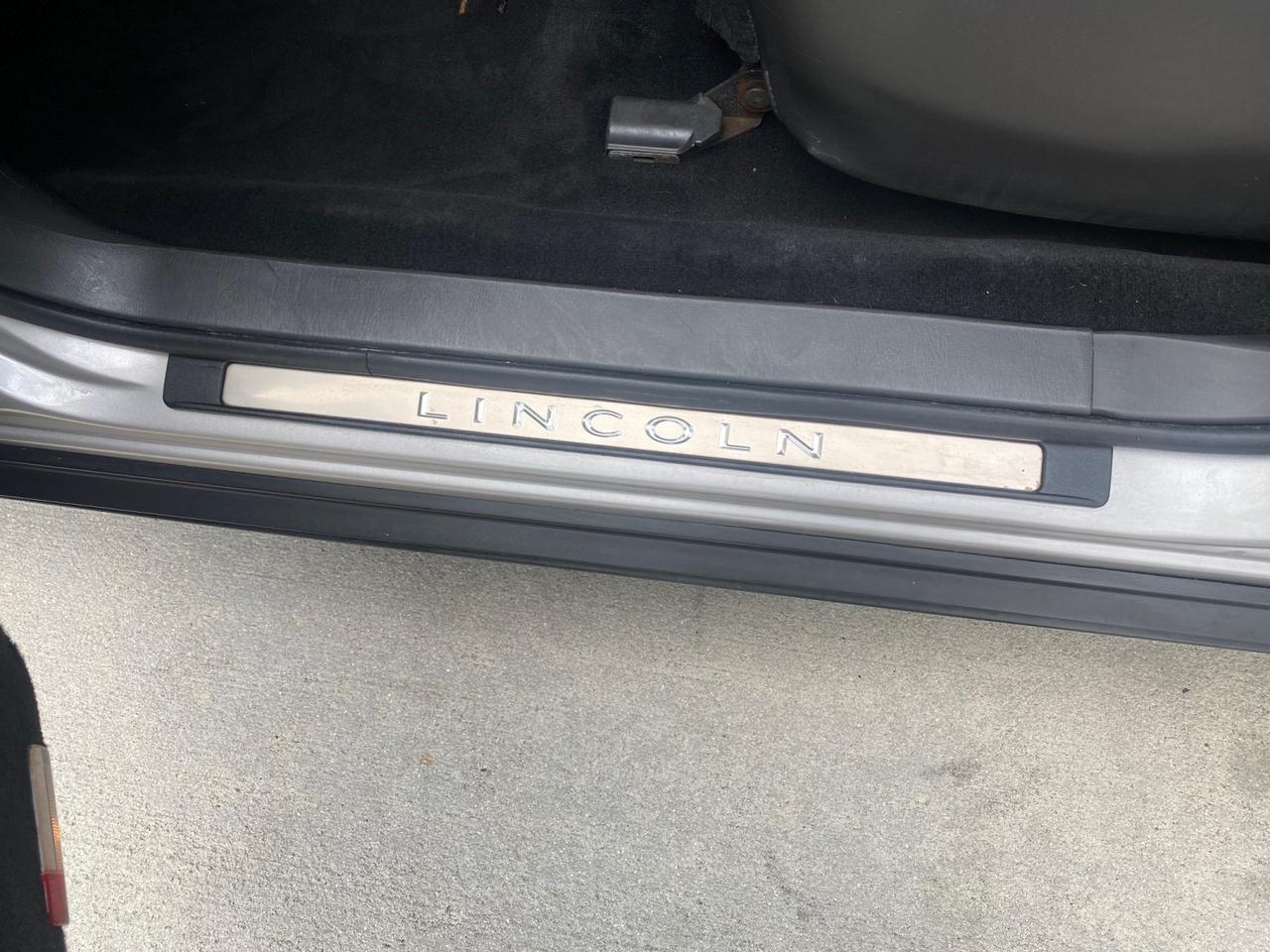 2009 Lincoln Town Car Signature Limited LOW MILES 50,225 Pompano Beach FL