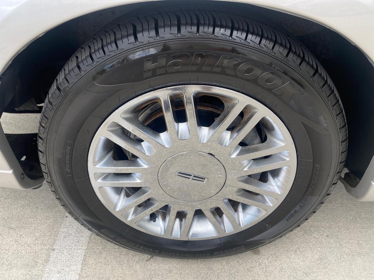 2009 Lincoln Town Car Signature Limited LOW MILES 50,225 Pompano Beach FL