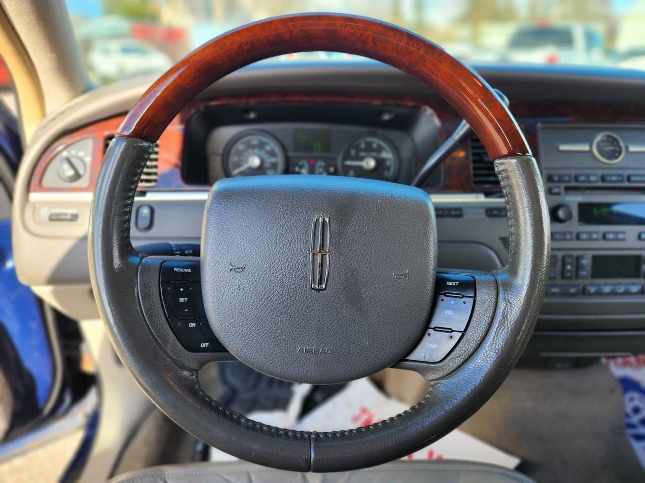 2009 Lincoln Town Car Signature Limited Spokane WA