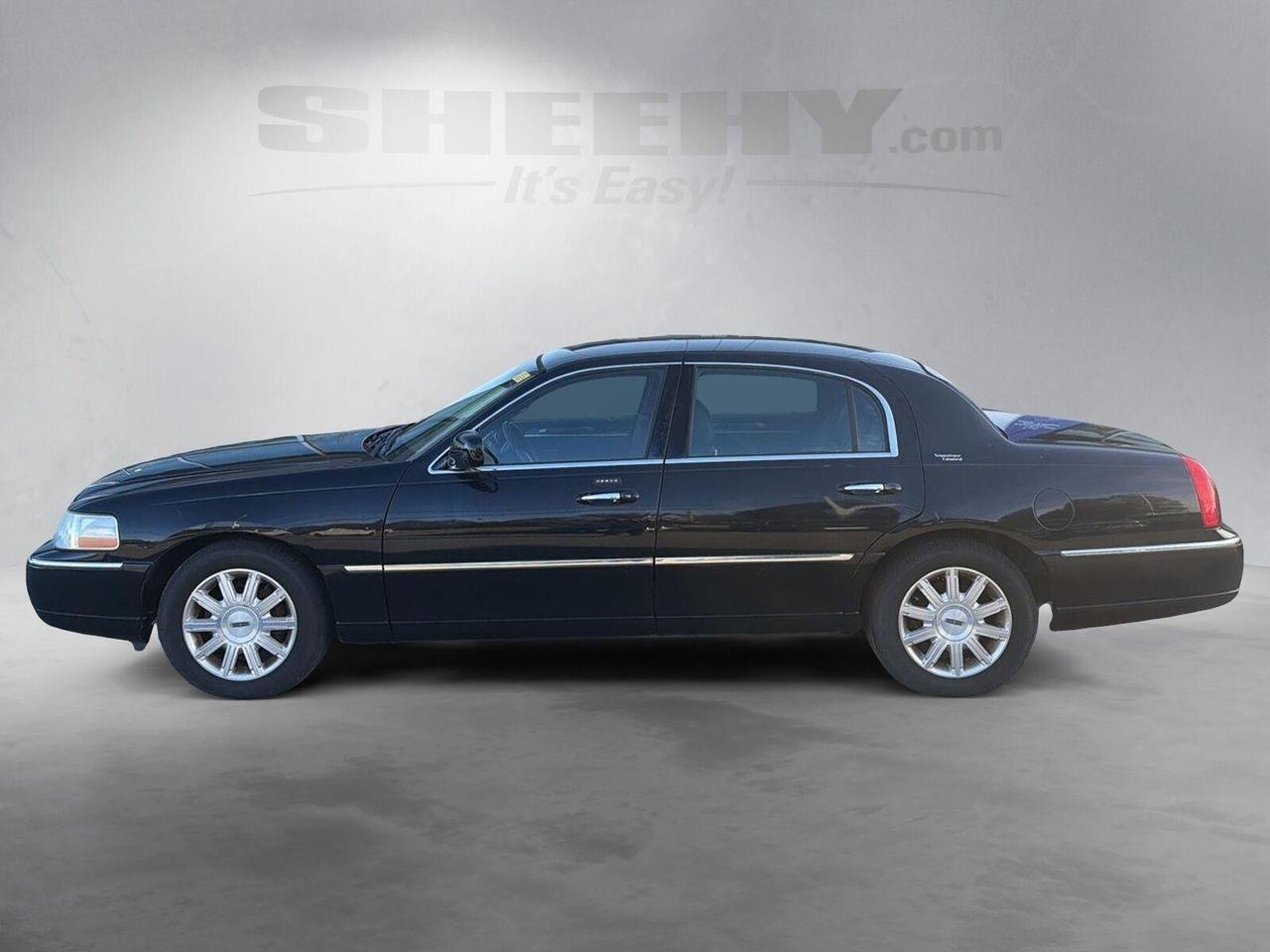 2009 Lincoln Town Car Signature Limited Gaithersburg MD