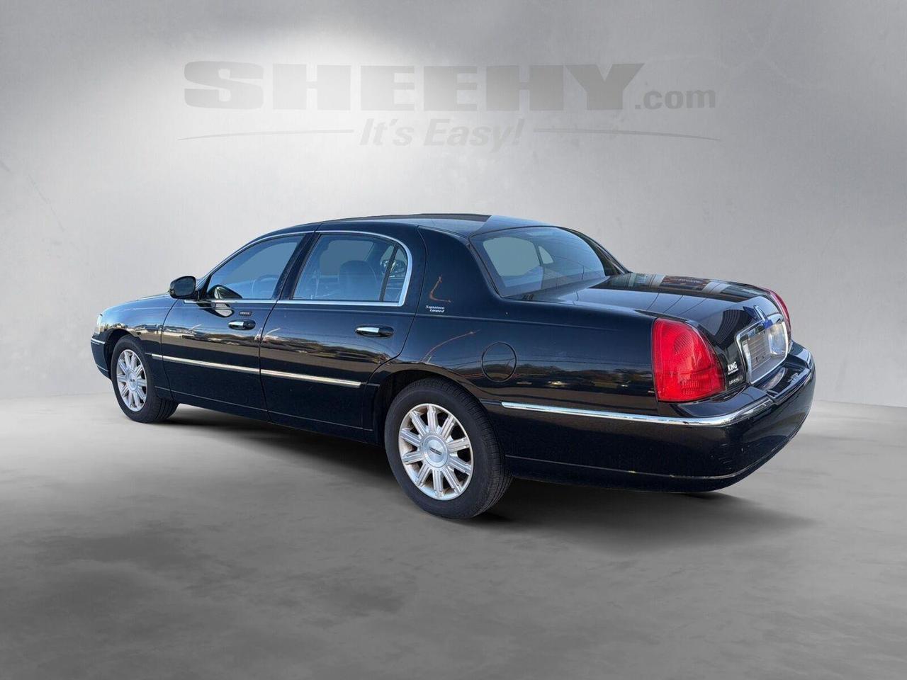 2009 Lincoln Town Car Signature Limited Gaithersburg MD