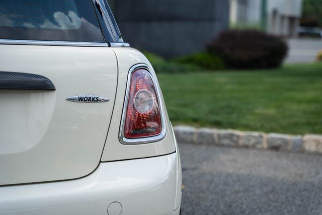 2009 MINI John Cooper Works Base Paramus NJ