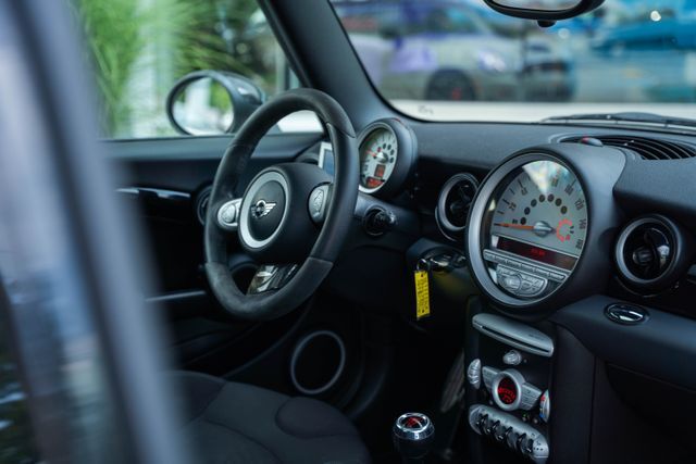 2009 MINI John Cooper Works Base Paramus NJ