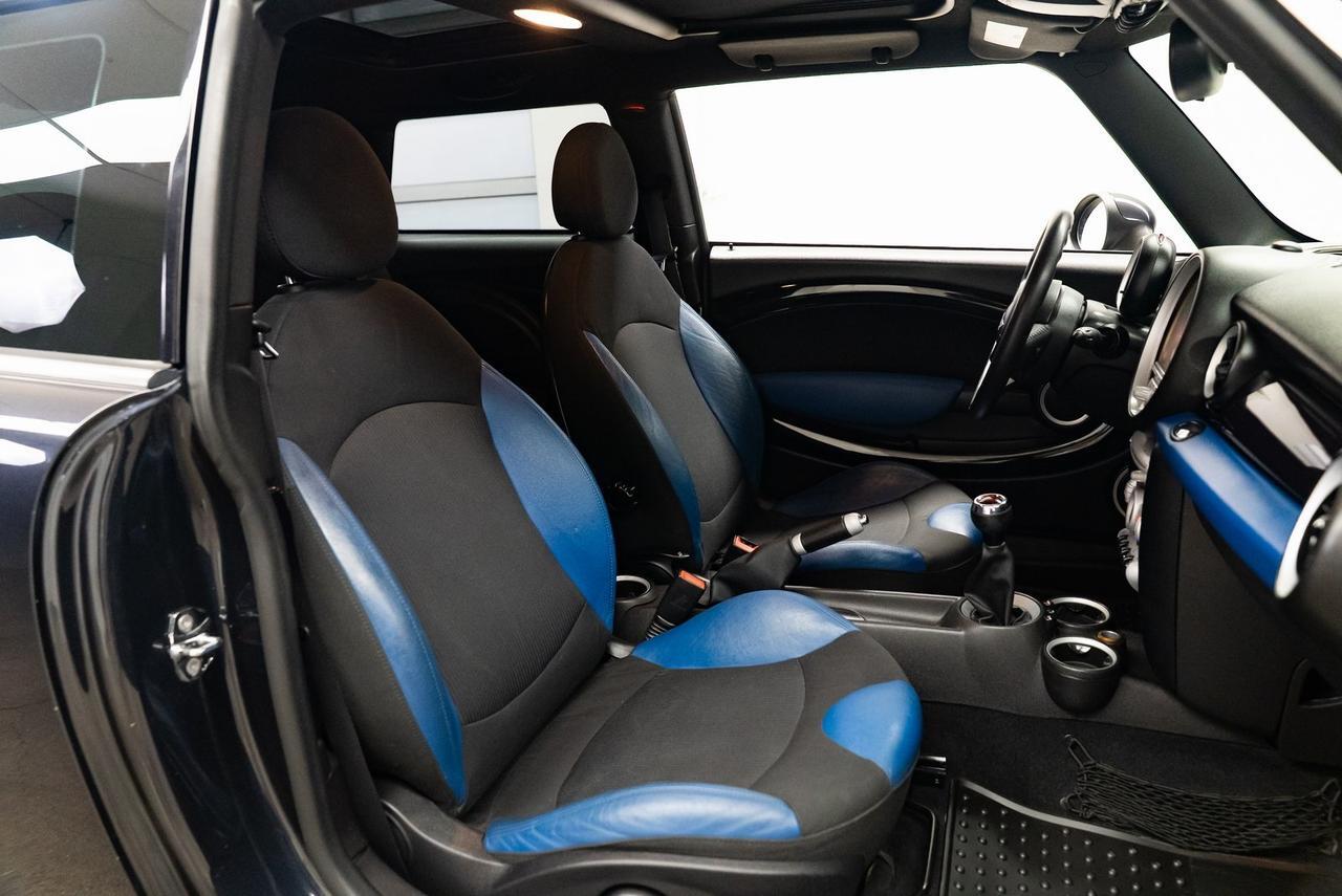 2009 MINI John Cooper Works Base Portland OR