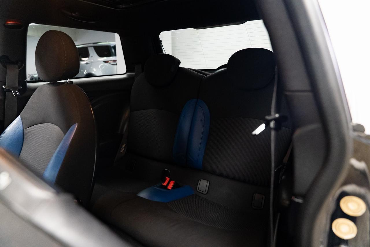 2009 MINI John Cooper Works Base Portland OR