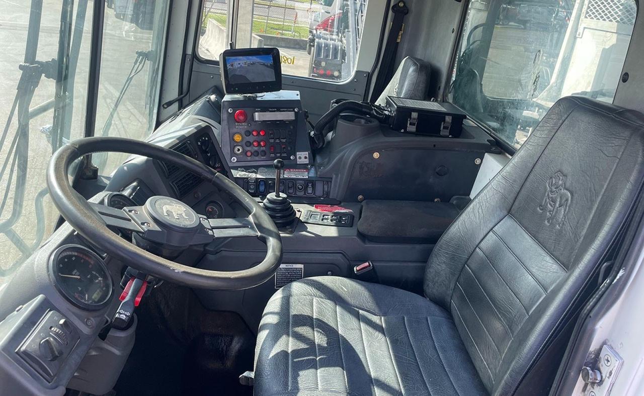 2009 Mack MRU613 35 yd Heil Front Loader Garbage Truck Tampa FL