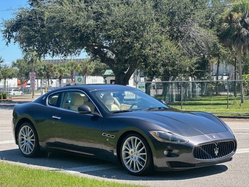 2009 Maserati GRANTURISMO S LOW MILES ICE COLD AC RUNS GREAT V8 EXTRA CLEAN FREE SHIPPING IN FLORIDA Sarasota FL