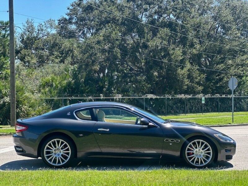 2009 Maserati GRANTURISMO S LOW MILES ICE COLD AC RUNS GREAT V8 EXTRA CLEAN FREE SHIPPING IN FLORIDA Sarasota FL