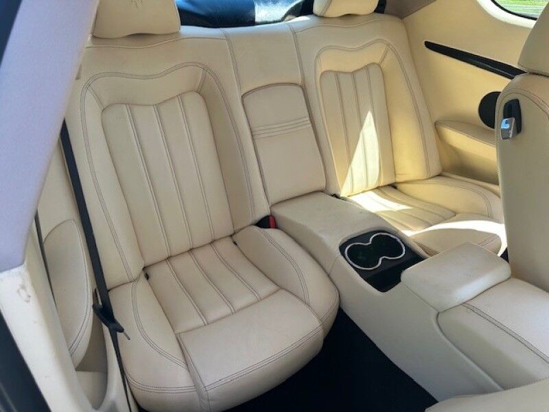 2009 Maserati GRANTURISMO S LOW MILES ICE COLD AC RUNS GREAT V8 EXTRA CLEAN FREE SHIPPING IN FLORIDA Sarasota FL